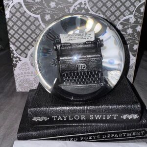 Taylor Swift TTPD Typewriter Snowglobe